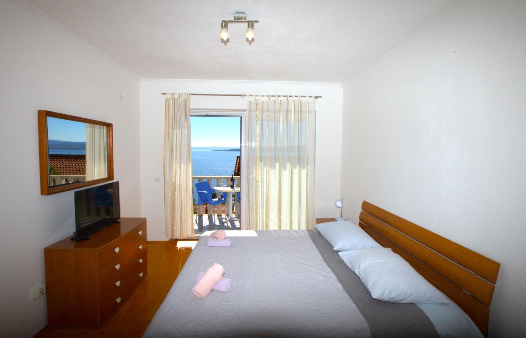 Apartments Mare Брела Екстер'єр фото